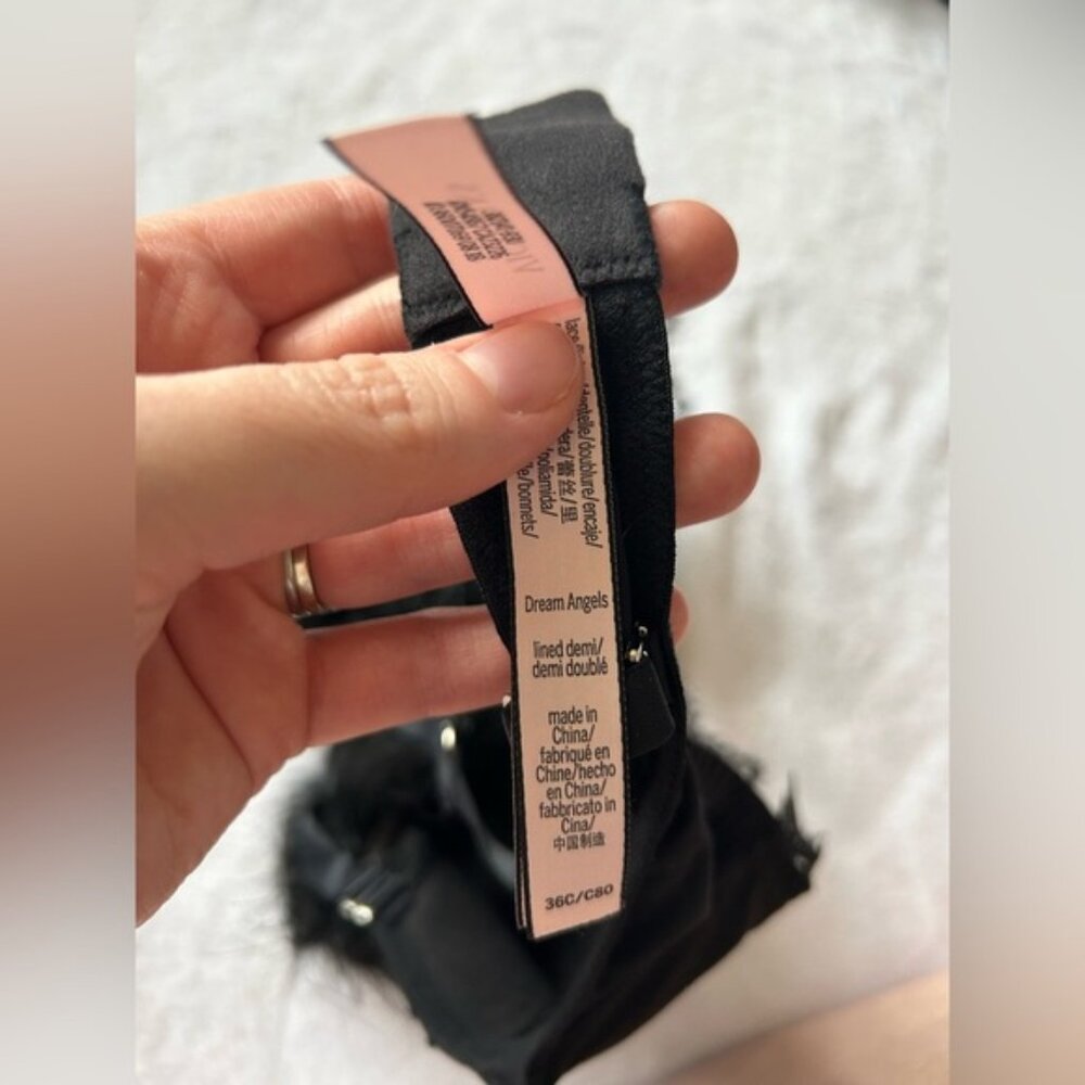 Victorias Secrets Black Dream Angel Black Faux Fur Bra Demi Bra​ - Picture 3 of 4